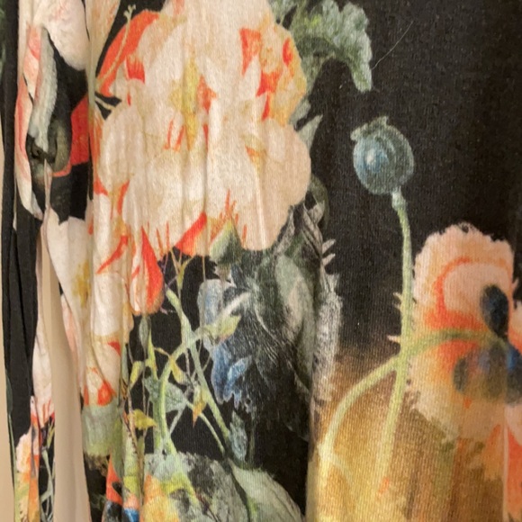 Ted Baker Sweater. 2. - Picture 3 of 3